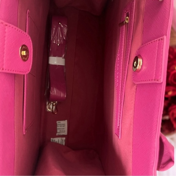 Trina Turk Garden with Strip Tote - Picture 5 of 7